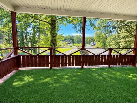 1924 Country Club Road Fairmont WV 26554