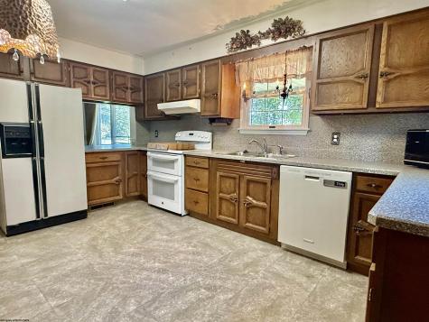 1924 Country Club Road Fairmont WV 26554