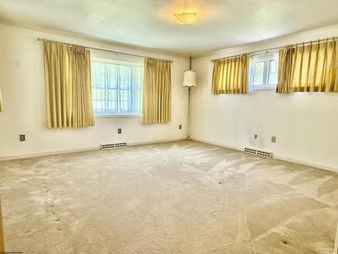 1924 Country Club Road Fairmont WV 26554