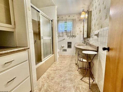 1924 Country Club Road Fairmont WV 26554