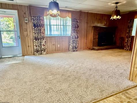 1924 Country Club Road Fairmont WV 26554