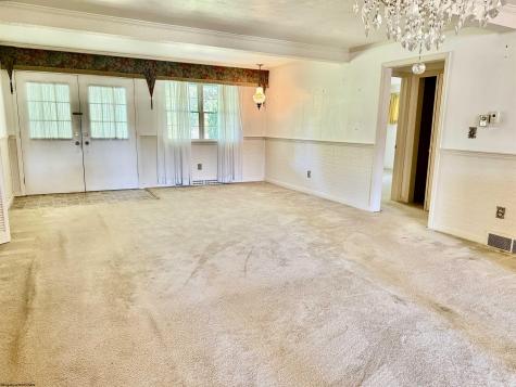 1924 Country Club Road Fairmont WV 26554
