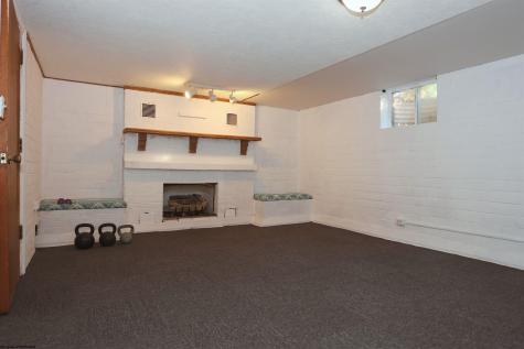 131 5th Street Bridgeport WV 26330