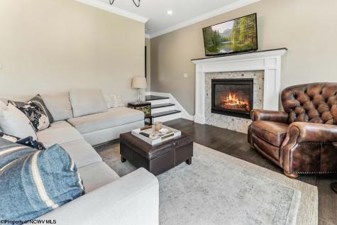 1004 Summit Drive Morgantown WV 26508