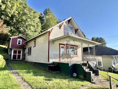 684 Locust Avenue Weston WV 26452