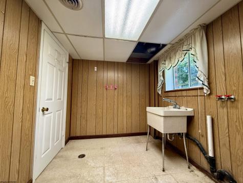 139 Golf Drive Fairmont WV 26554