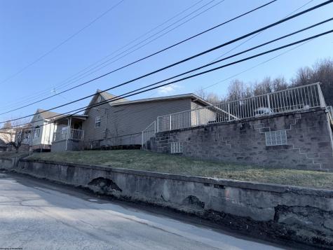127 Bridge Street Monongah WV 26554