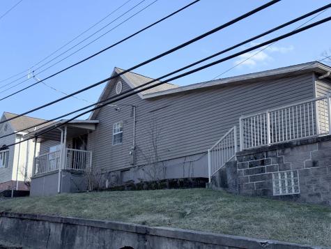 127 Bridge Street Monongah WV 26554