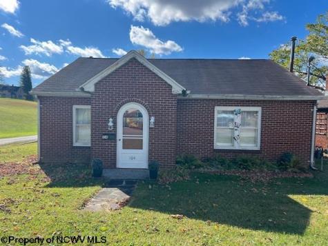 104 Short Street Elkins WV 26241-9999
