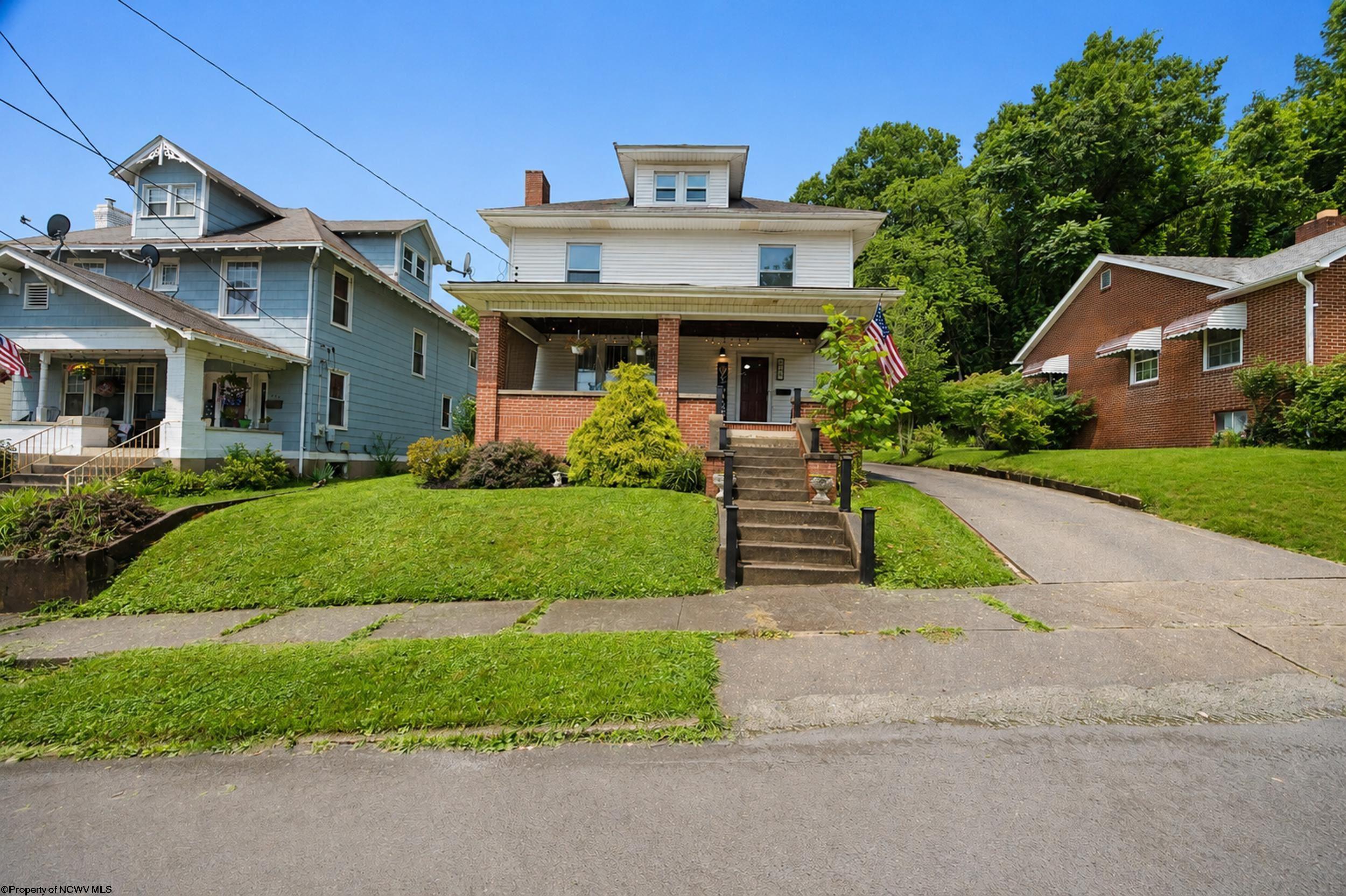 649 Court Avenue Weston WV 26452