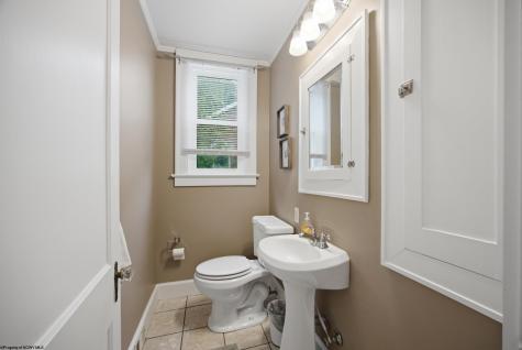 649 Court Avenue Weston WV 26452