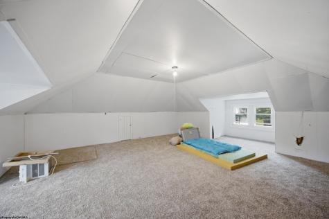 649 Court Avenue Weston WV 26452