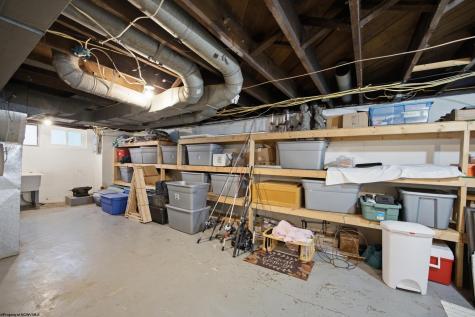 649 Court Avenue Weston WV 26452