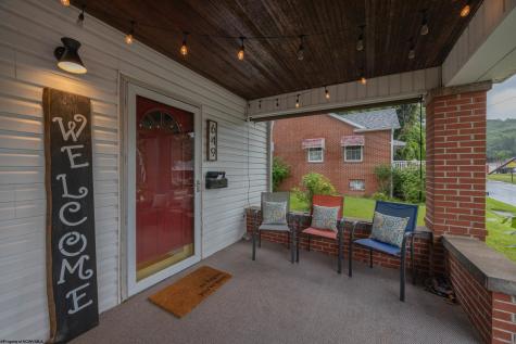 649 Court Avenue Weston WV 26452