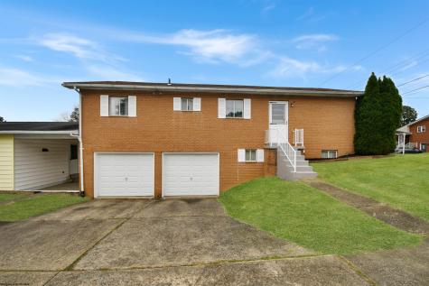 1005 Saxman Street Barrackville WV 26559