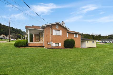 1005 Saxman Street Barrackville WV 26559