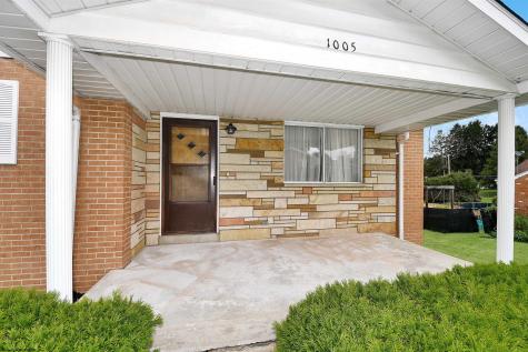 1005 Saxman Street Barrackville WV 26559