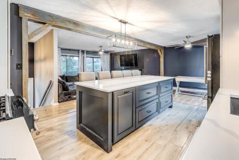 5 Cedarwood Drive Morgantown WV 26505