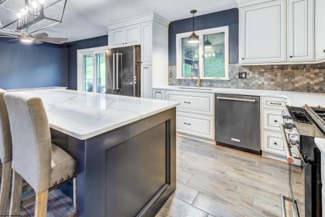 5 Cedarwood Drive Morgantown WV 26505