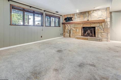 5 Cedarwood Drive Morgantown WV 26505