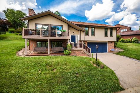 5 Cedarwood Drive Morgantown WV 26505