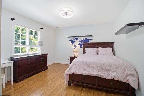183 Donna Avenue Morgantown WV 26505