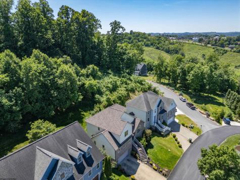 183 Donna Avenue Morgantown WV 26505