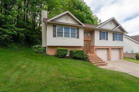 2061 Pinecrest Drive Morgantown WV 26505