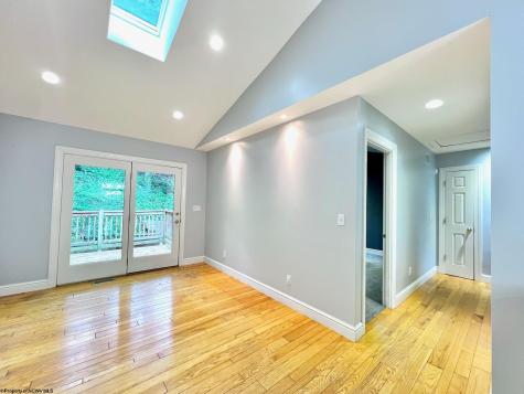 2061 Pinecrest Drive Morgantown WV 26505
