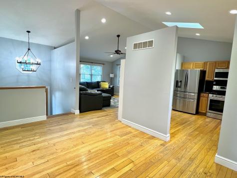 2061 Pinecrest Drive Morgantown WV 26505