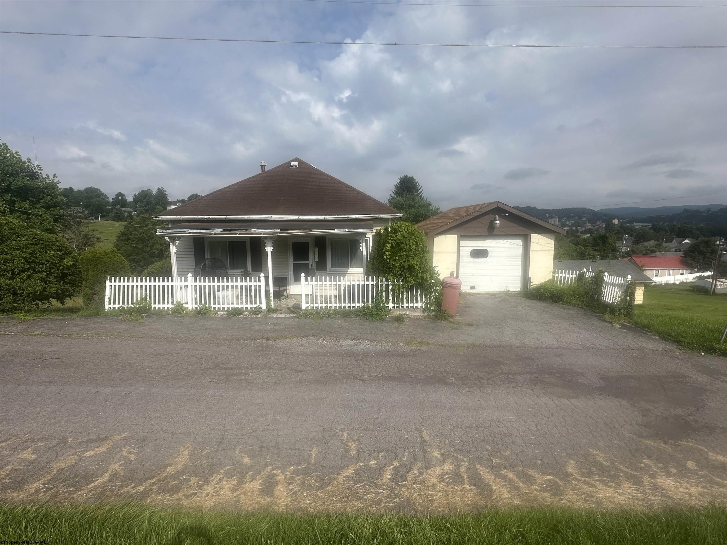 348 Lincoln Street Fairmont WV 26554