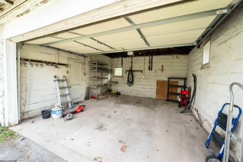 846 Maple Avenue Grafton WV 26354