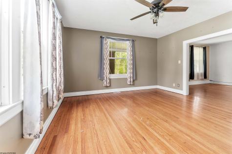 846 Maple Avenue Grafton WV 26354
