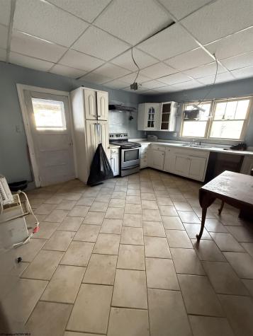 22 Freeland Street Fairmont WV 26554