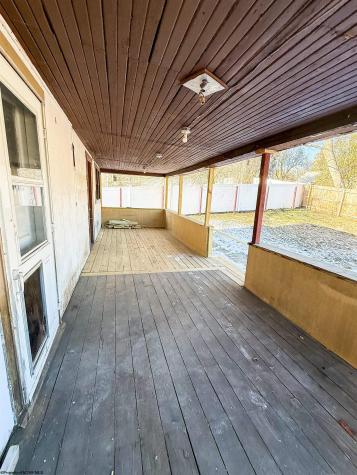 22 Freeland Street Fairmont WV 26554