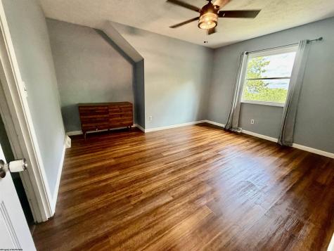 121 Diamond Court Morgantown WV 26505
