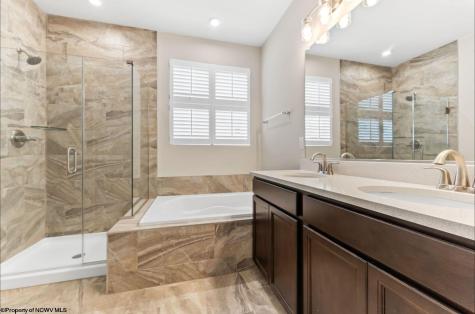 378 Lexington Circle Bridgeport WV 26330