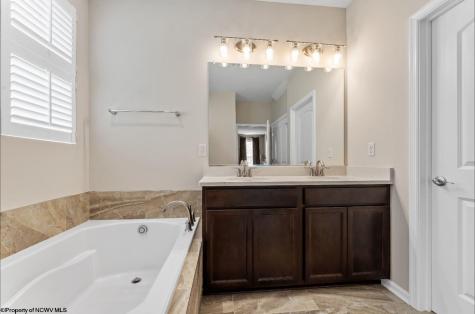 378 Lexington Circle Bridgeport WV 26330