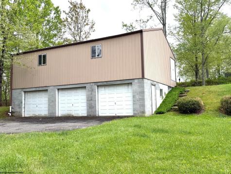 822 Kingwood Pike Morgantown WV 26508