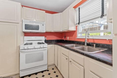 1125 Bell Run Road Fairmont WV 26554