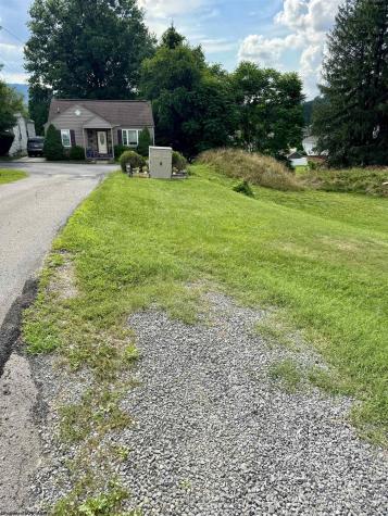413 Stout Street Bridgeport WV 26330
