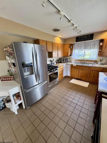 413 Stout Street Bridgeport WV 26330