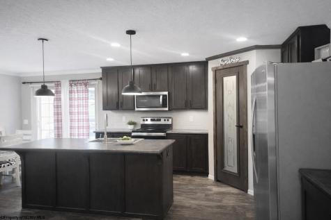 84 Thorne Drive Rivesville WV 26588