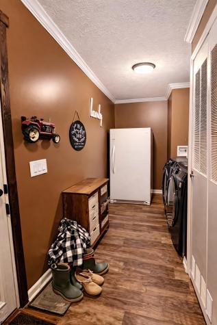 84 Thorne Drive Rivesville WV 26588