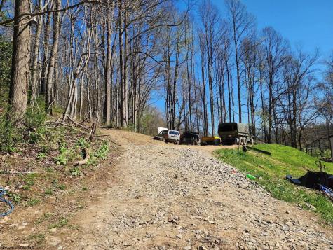 84 Thorne Drive Rivesville WV 26588