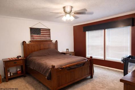 84 Thorne Drive Rivesville WV 26588