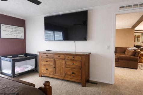 84 Thorne Drive Rivesville WV 26588