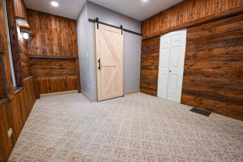 135 Camden Road Fairmont WV 26554-2433
