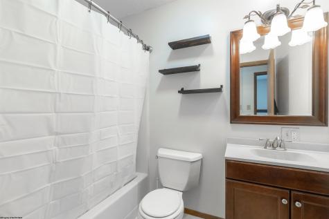 8 Fowler Road Jane Lew WV 26378