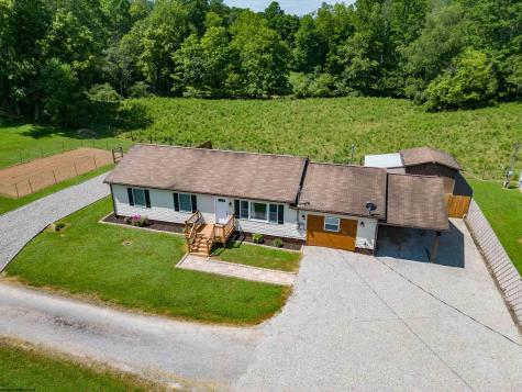 8 Fowler Road Jane Lew WV 26378